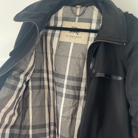 Burberry London Leather Trim Zip Coat Black Nova Check Shimmer US 4🧥🇬🇧 - Picture 5 of 6